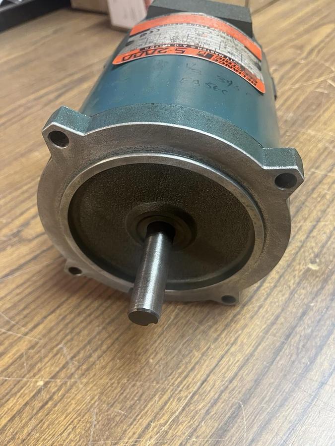 Used RELIANCE,A77B5902P,S-2000 AC MOTOR 1/3HP EA56C 3450RPM 3PH