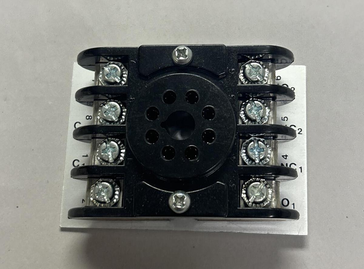 Used HONEYWELL MICROSWITCH,FE-LCR0,RELAY SOCKET NEW