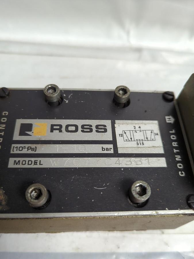 Used ROSS,W7077C4331,SOLENOID VALVE 110/50 110-120/60 PRE-OWNED