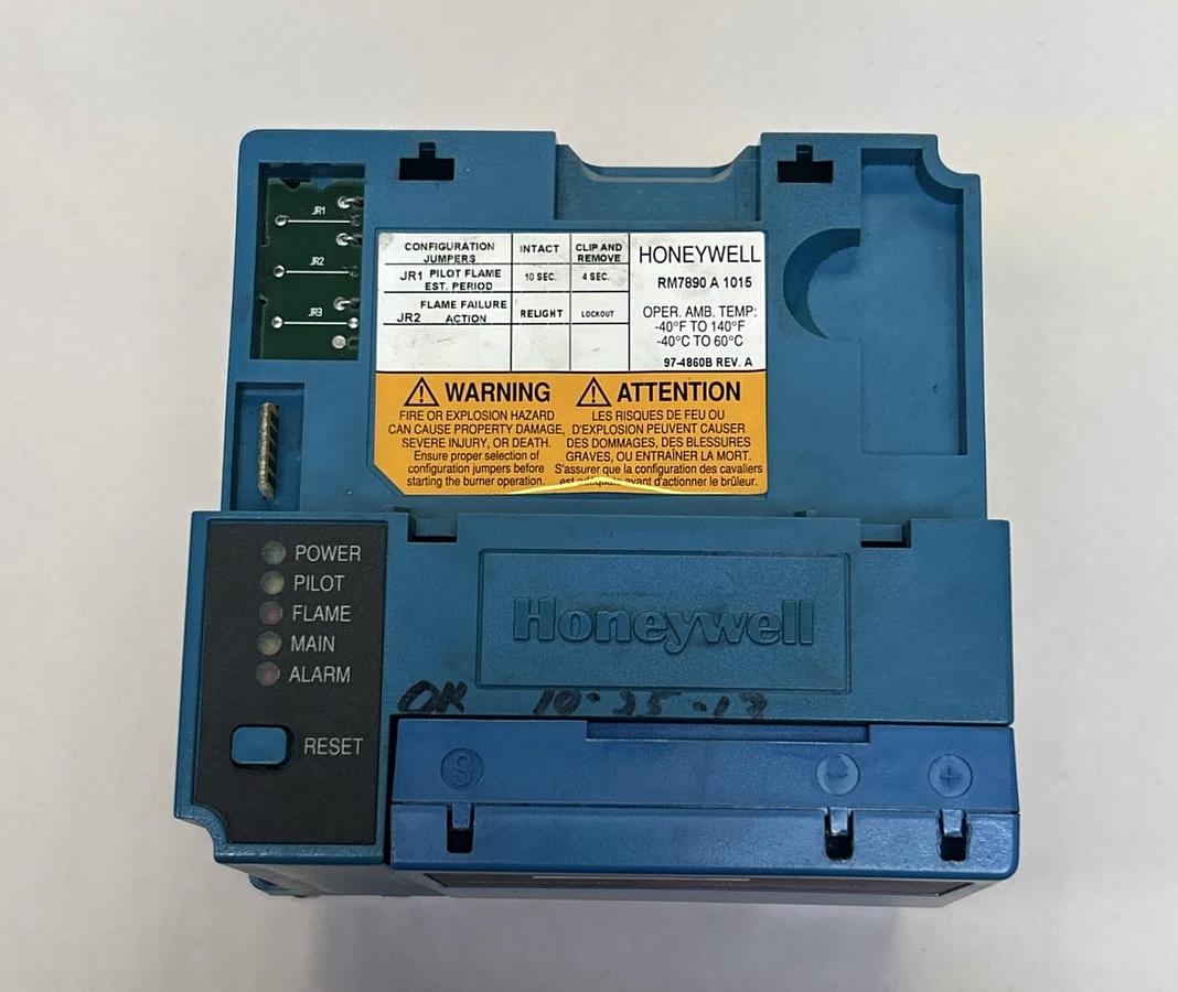 Used HONEYWELL,RM7890A1015,ULTRAVIOLET FLAME AMPLIFIER