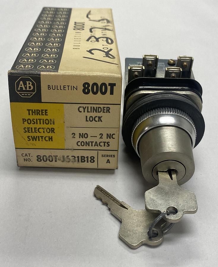 Allen-Bradley,800T-J631B18,Three Position Selector Switch Cylinder Lock NOS