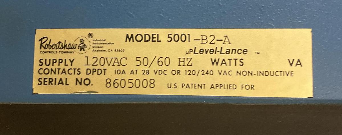 ROBERTSHAW CONTROLS,MODEL 5001-B2-A, LEVEL LANCE TRANSMITTER NEW NO BOX