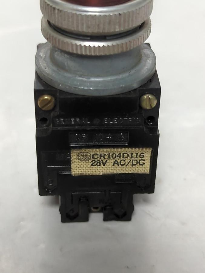 Used GENERAL ELECTRIC,CR104D116,INDICATOR LIGHT RED 28V AC/DC PRE-OWNED