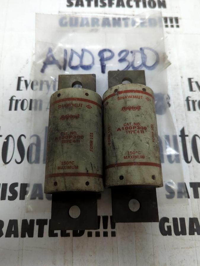 SHAWMUT,A100P300,TYPE-4 FUSES LOT OF 2 NOS