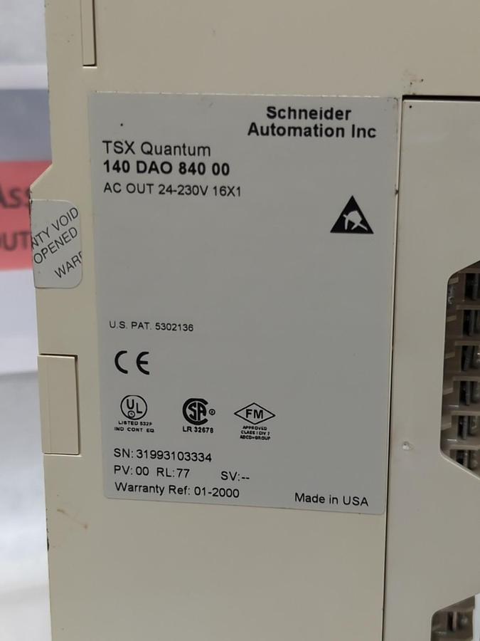 Used SCHNEIDER AUTOMATION,140 DAO 840 00,TSX QUANTUM OUTPUT MODULE 24-230 VAC USED