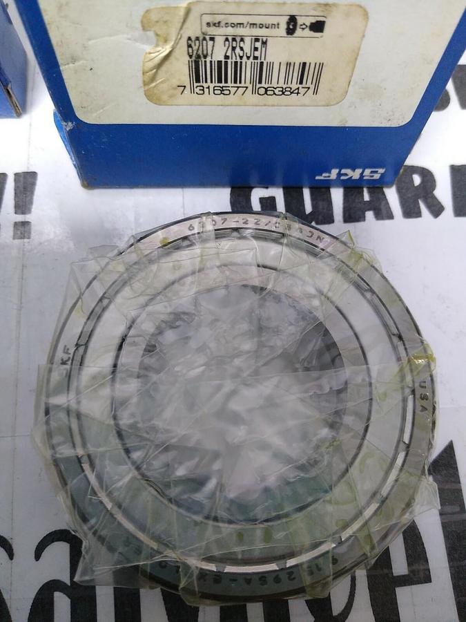 Used SKF,6207- 2ZJEM 6207- 2RSJEM,Deep Groove Ball Bearings Lot of 2 NOS