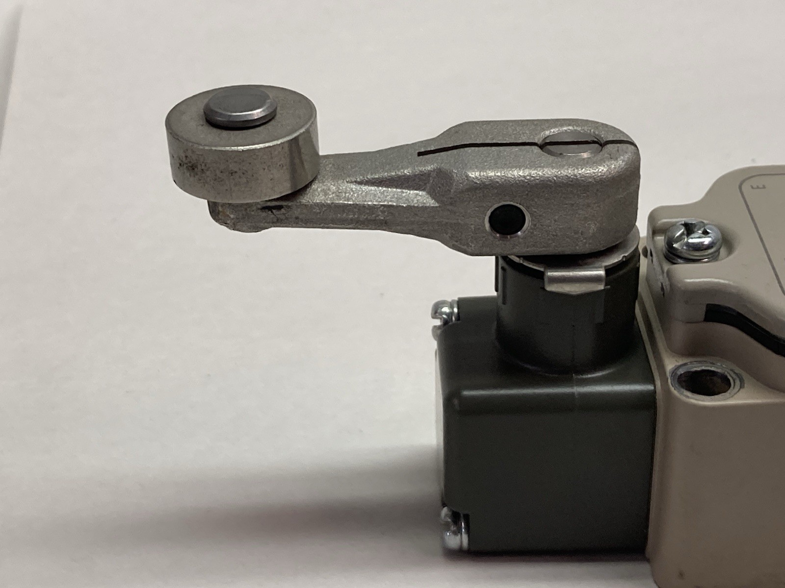 Omron,WLCA2-LD-N,Limit Switch 10A 115VDC