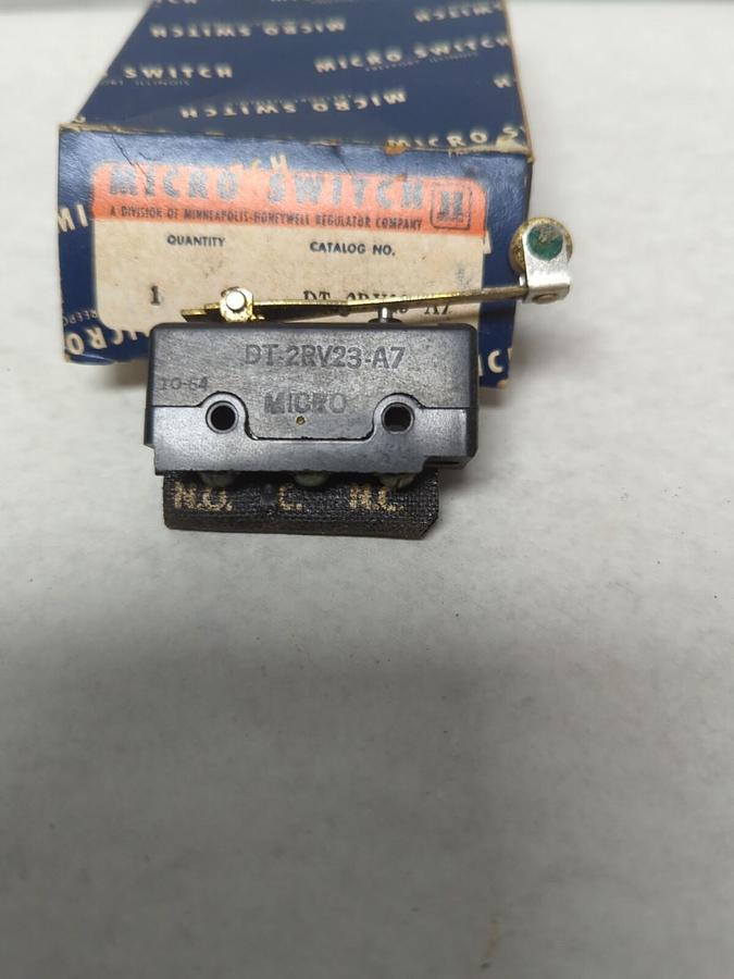 HONEYWELL MICRO SWITCH,DT-2RV23-A7,LIMIT SWITCH NOS