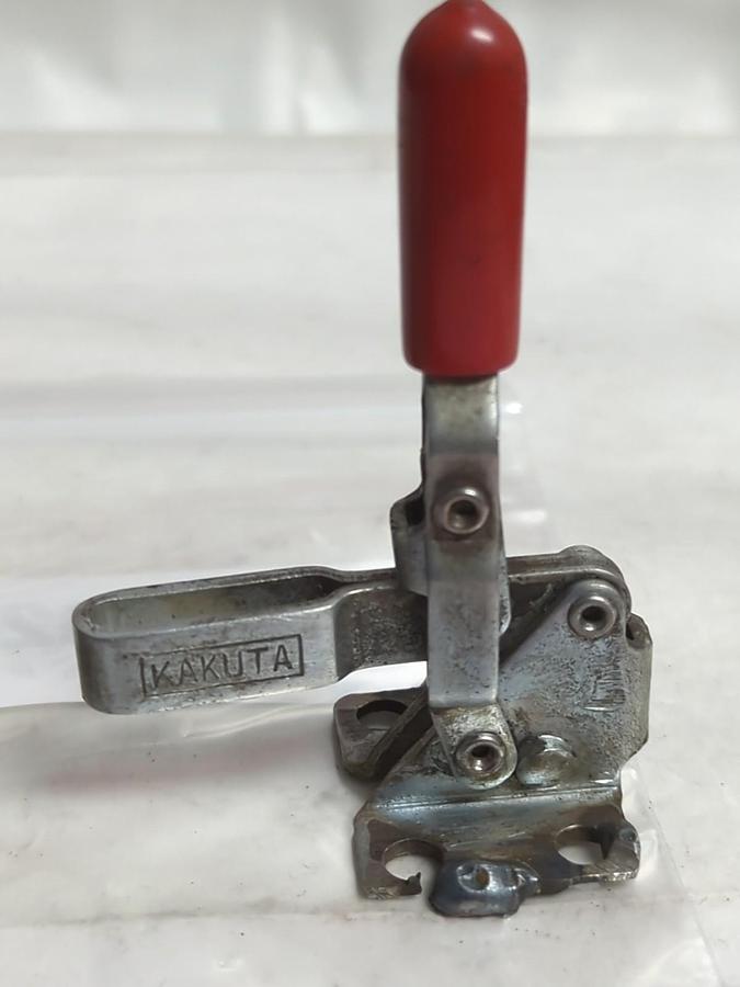 Used KAKUTA,HV150,HOLD DOWN TOGGLE CLAMP LOT OF 2 PRE-OWNED