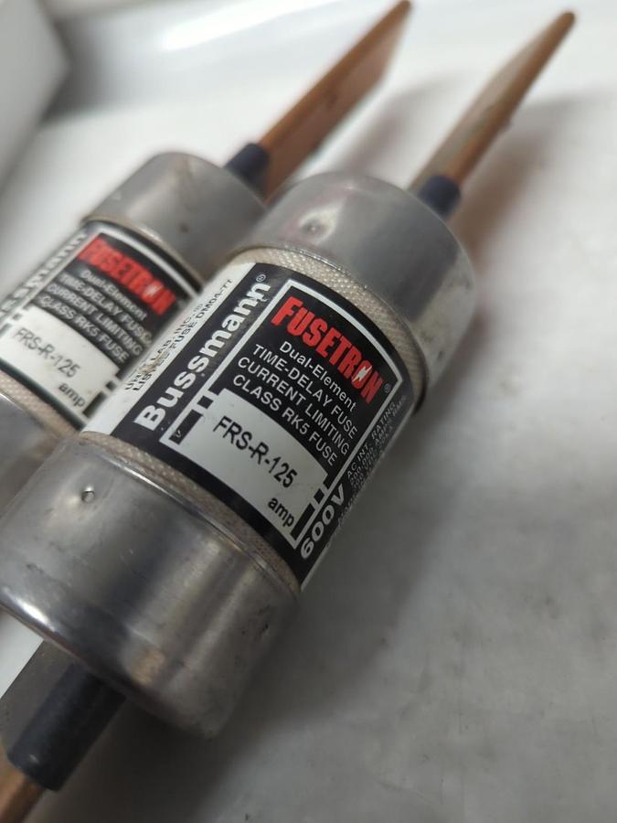 Used COOPER BUSSMANN,FRS-R-125,FUSETRON 125 AMP FUSE LOT OF 2 PRE-OWNED