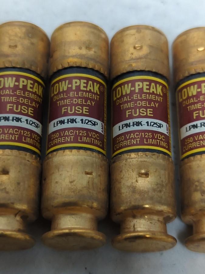 COOPER BUSSMANN,LPN-RK-1/2SP,LOW-PEAK 1/2 AMP FUSES BOX OF 9 NOS