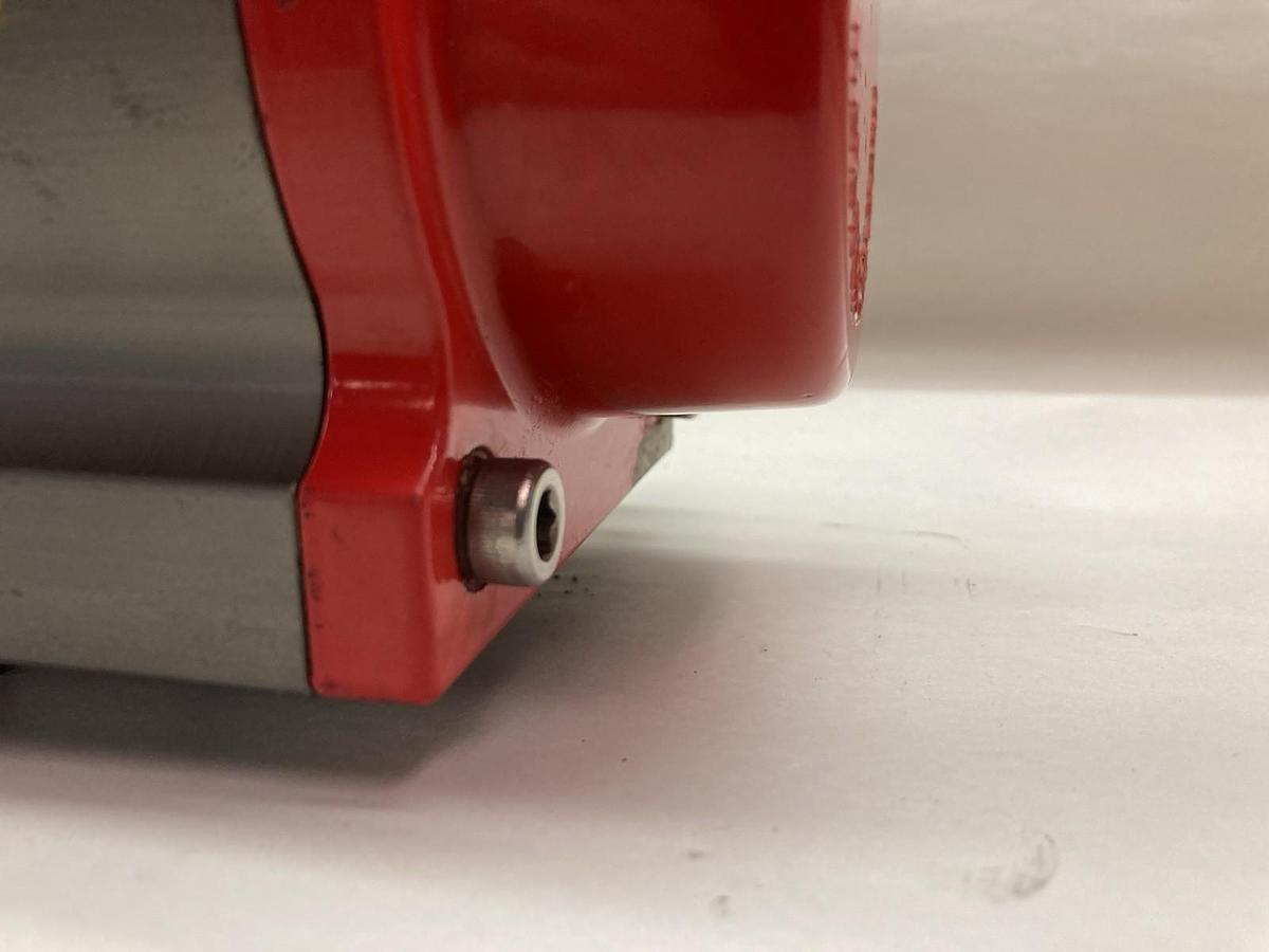 Used Triad Controls,Model 2R300SR,Actuator 150 PSI 200A
