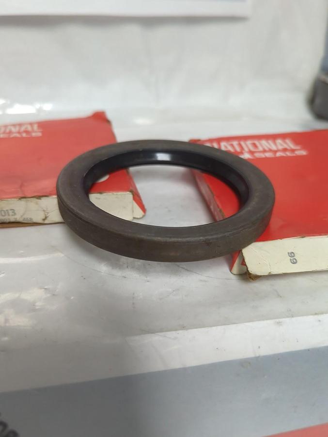 NATIONAL OIL SEAL,455013,OIL SEAL LOT OF 2 NOS