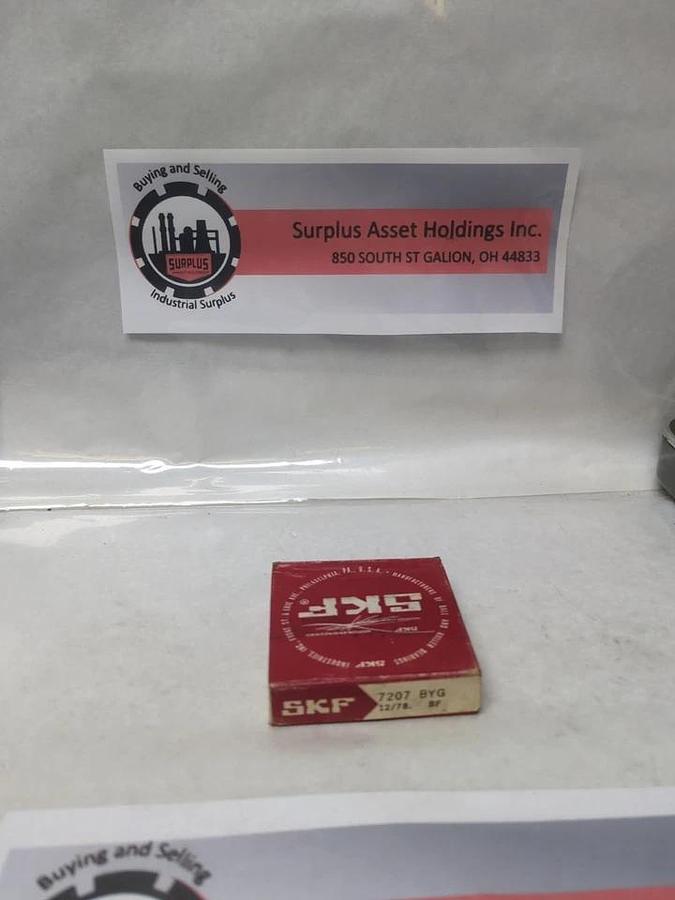 SKF,7207,BALL BEARING NOS