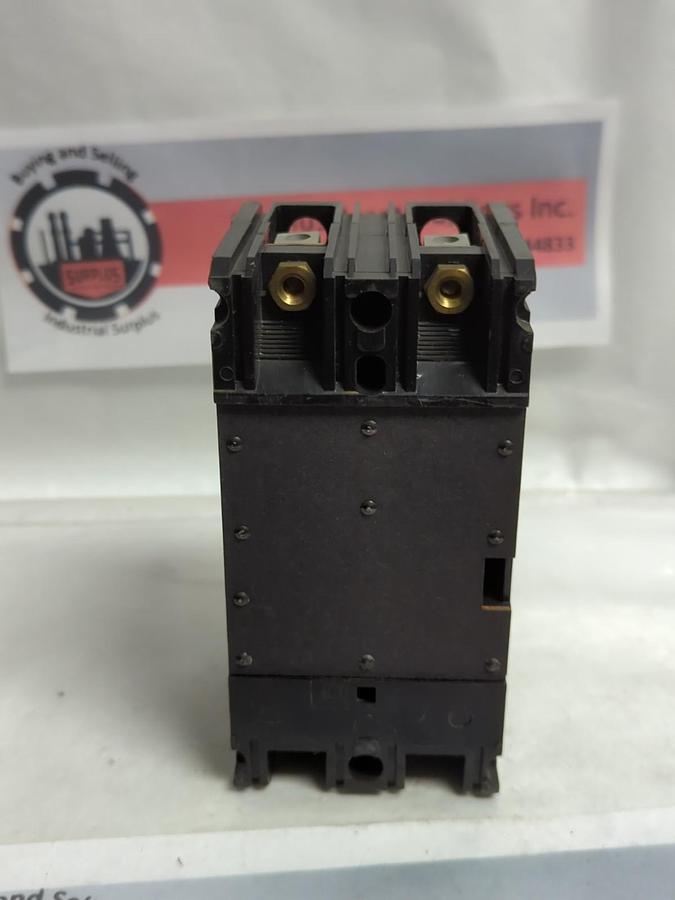 Used SQUARE D,FAL26015,MOLDED CASE CIRCUIT BREAKER 2-POLE 15 AMP PRE-OWNED