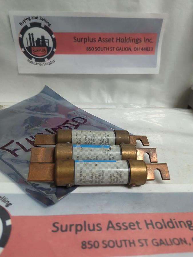 Used LITTELFUSE,FLNR100ID,INDICATOR 100 AMP FUSE LOT OF 3 PRE-OWNED