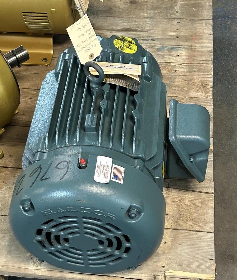 BALDOR,ECP2394T-4,SUPER-E SEVERE DUTY MOTOR 15HP 3525RPM 460V 3PH 254T FR NOS