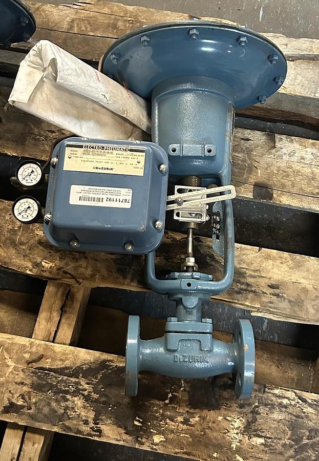 Used DEZURIK,851403-1D20-2J6-19-PDEL-AAA-0000,ELECTRO-PNEUMATIC ACTUATOR VALVE 1"