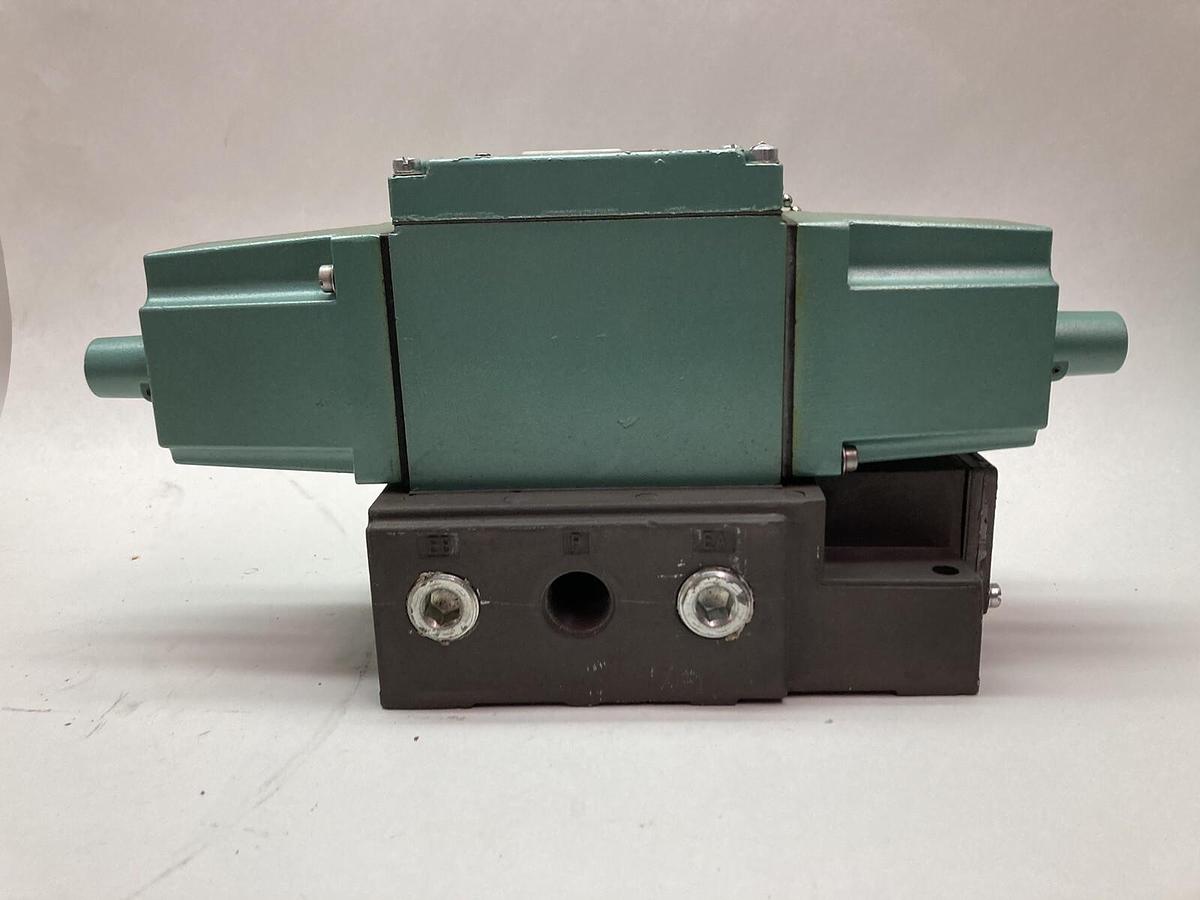 Numatics,33DSA431000030,Solenoid Valve 120V 50/60Hz 0.37Amp