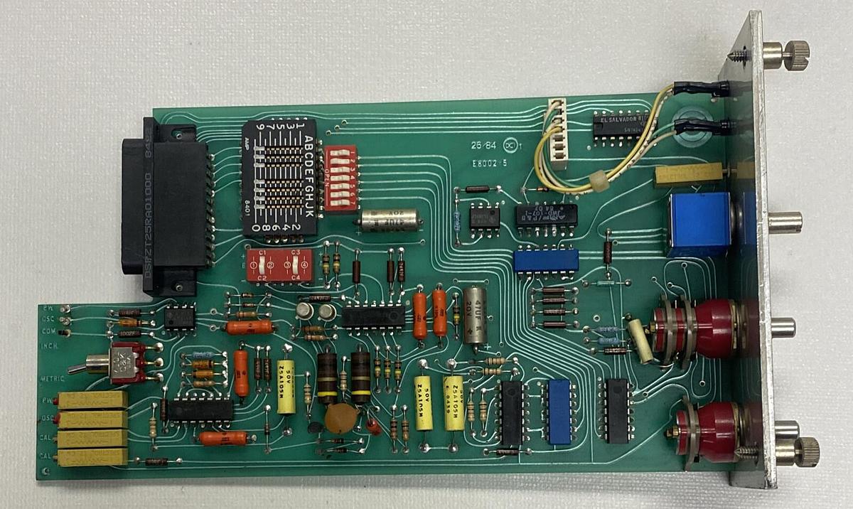 Used EDMUNDS GAGES,E8012,DUAL INPUT ELECTRONIC MODULE