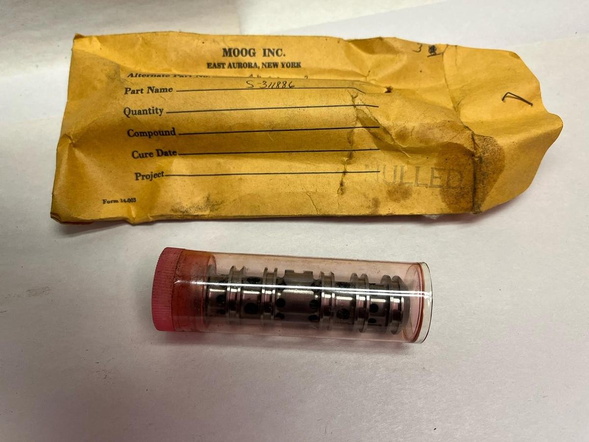 Moog,A31818-1.3,SERVO 760 SPOOL VALVE S-311886