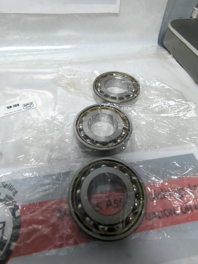 Used SKF,7207 BG,ANGULAR CONTACT BEARING LOT OF 3 PRE-OWNED