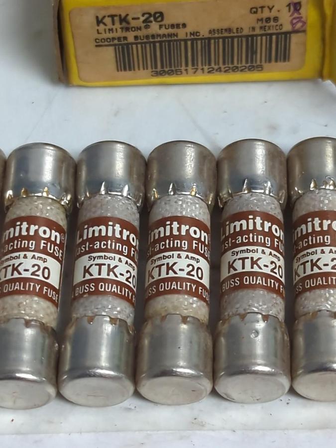 COOPER BUSSMANN,KTK-20,LIMITRON 20 AMP FUSES BOX OF 8 NOS