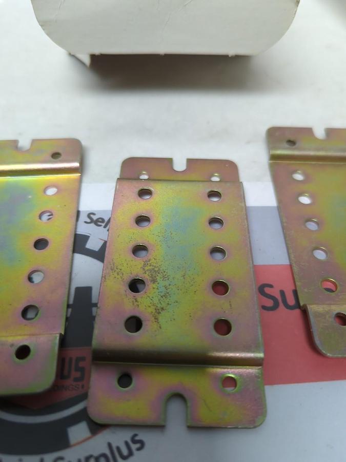 FREDDOX,(5) 3X724,PRESSURE SWITCH BRACKET PACK OF 5 NOS