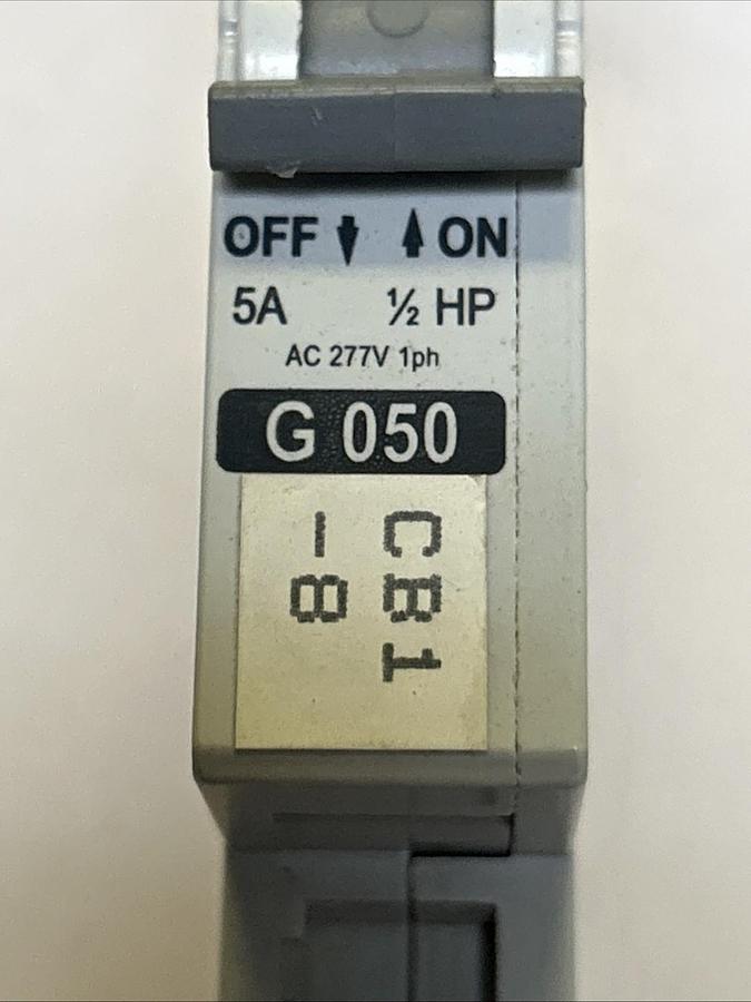 Used ALLEN BRADLEY,1492-CB1G050,CIRCUIT BREAKER 5A 277V 1P LOT OF 2