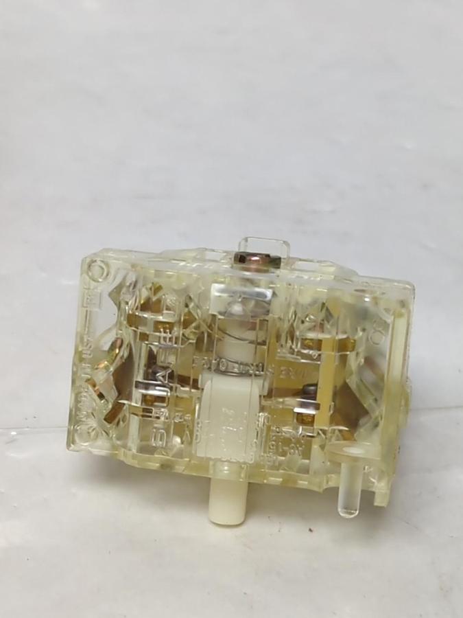 SQUARE D,9001 KA 1,FINGER SAFE CONTACT BLOCK SERIES J NOS