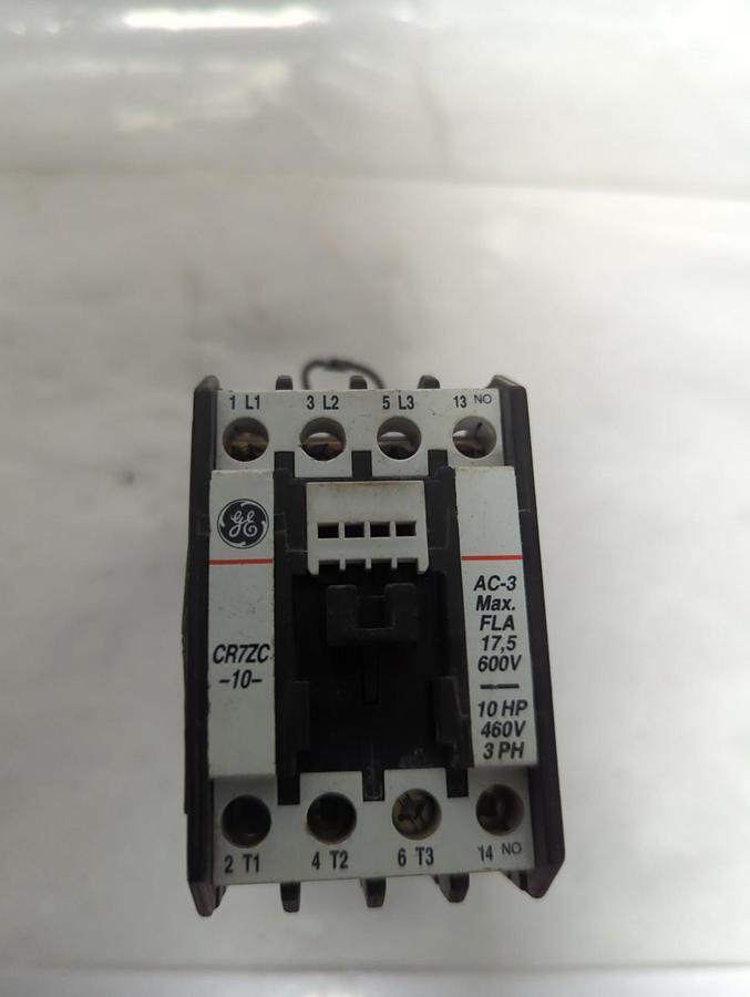 Used GE,CR7ZC,MSGNETIC CONTACTOR 600VAC 25A PRE-OWNED