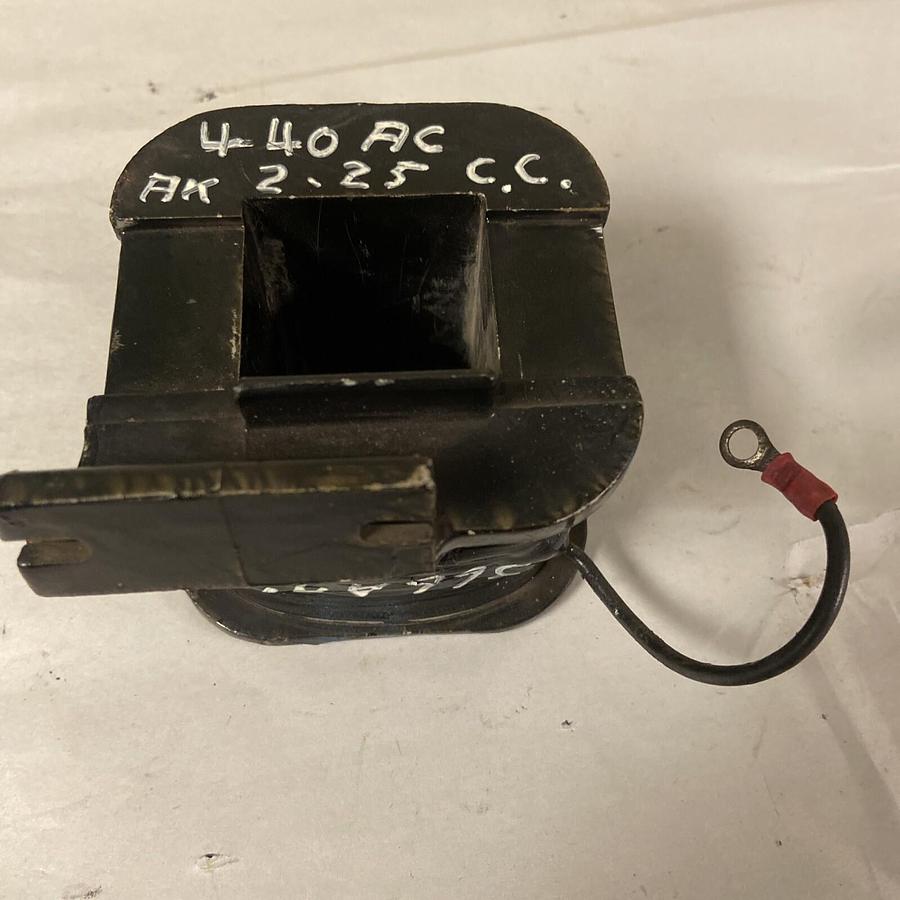 Used GE,AK-25 366A773-G7,Closing Coil 440VAC