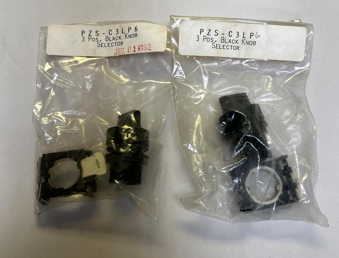 Used AGUT,PZS-C3LP6,BLACK SELECTOR SWITCH LOT OF 2 NOS