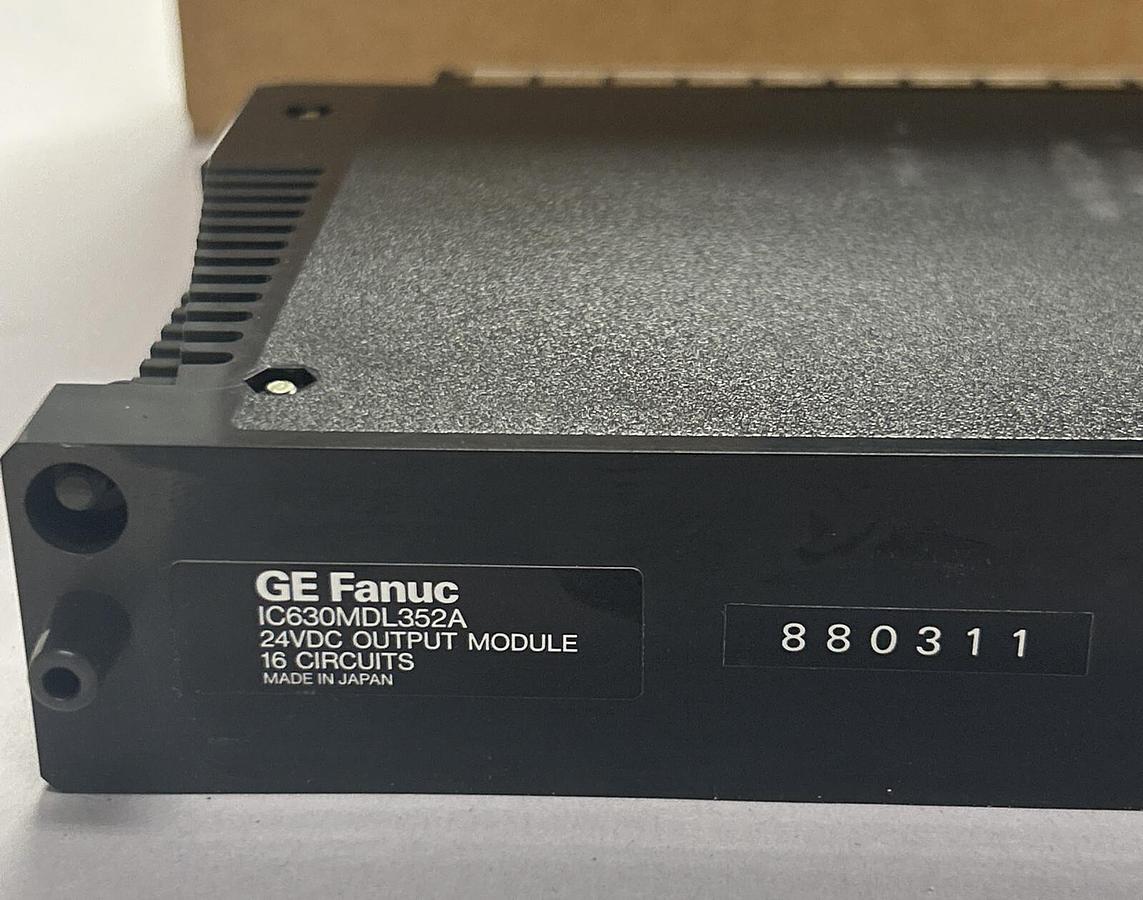 Used GE FANUC,IC630MDL352A,OUTPUT MODULE NEW