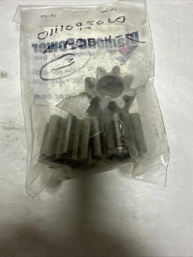 Used Diamond Power,53A001350M,Drive Pinion QTY 3