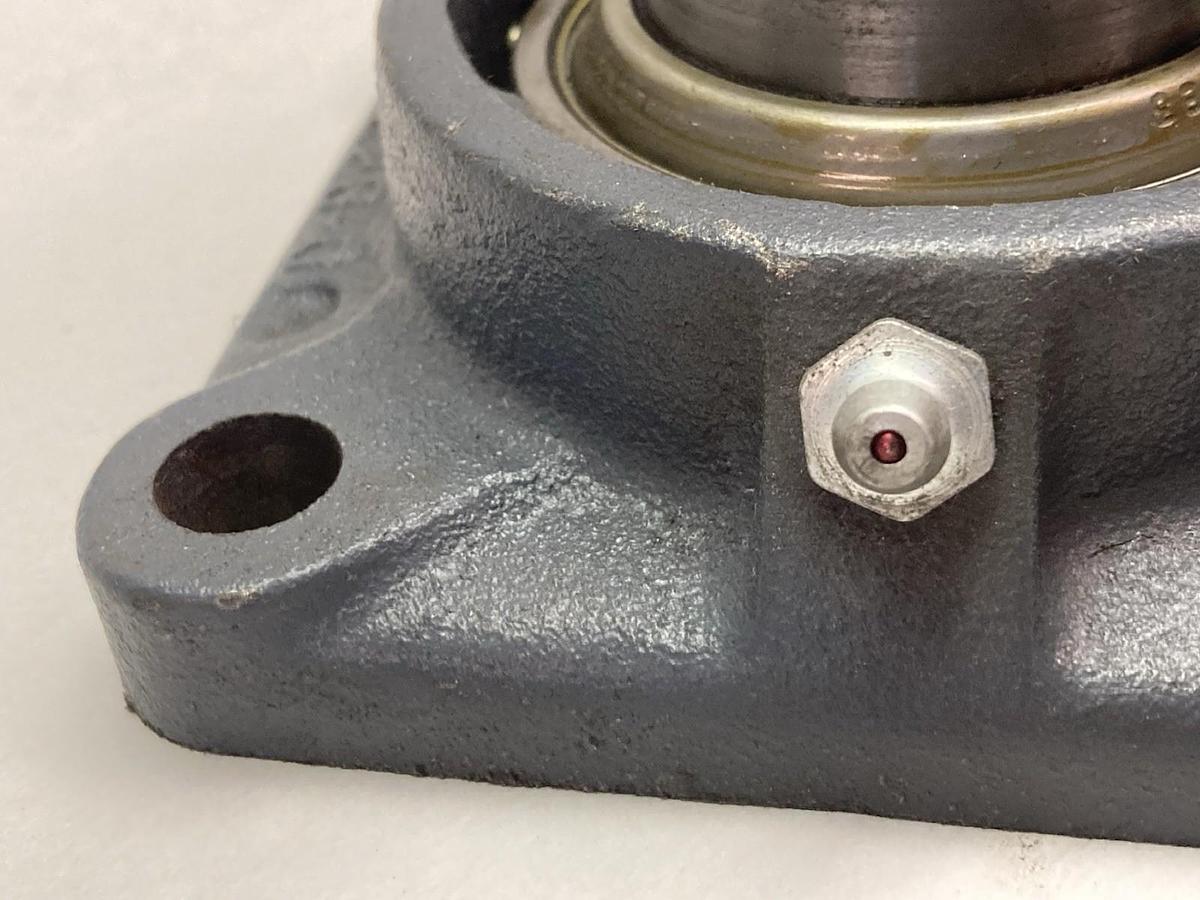 Used Link-Belt,F3U220E3,4-Bolt Flange Bearing 1-1/4 Inch Bore