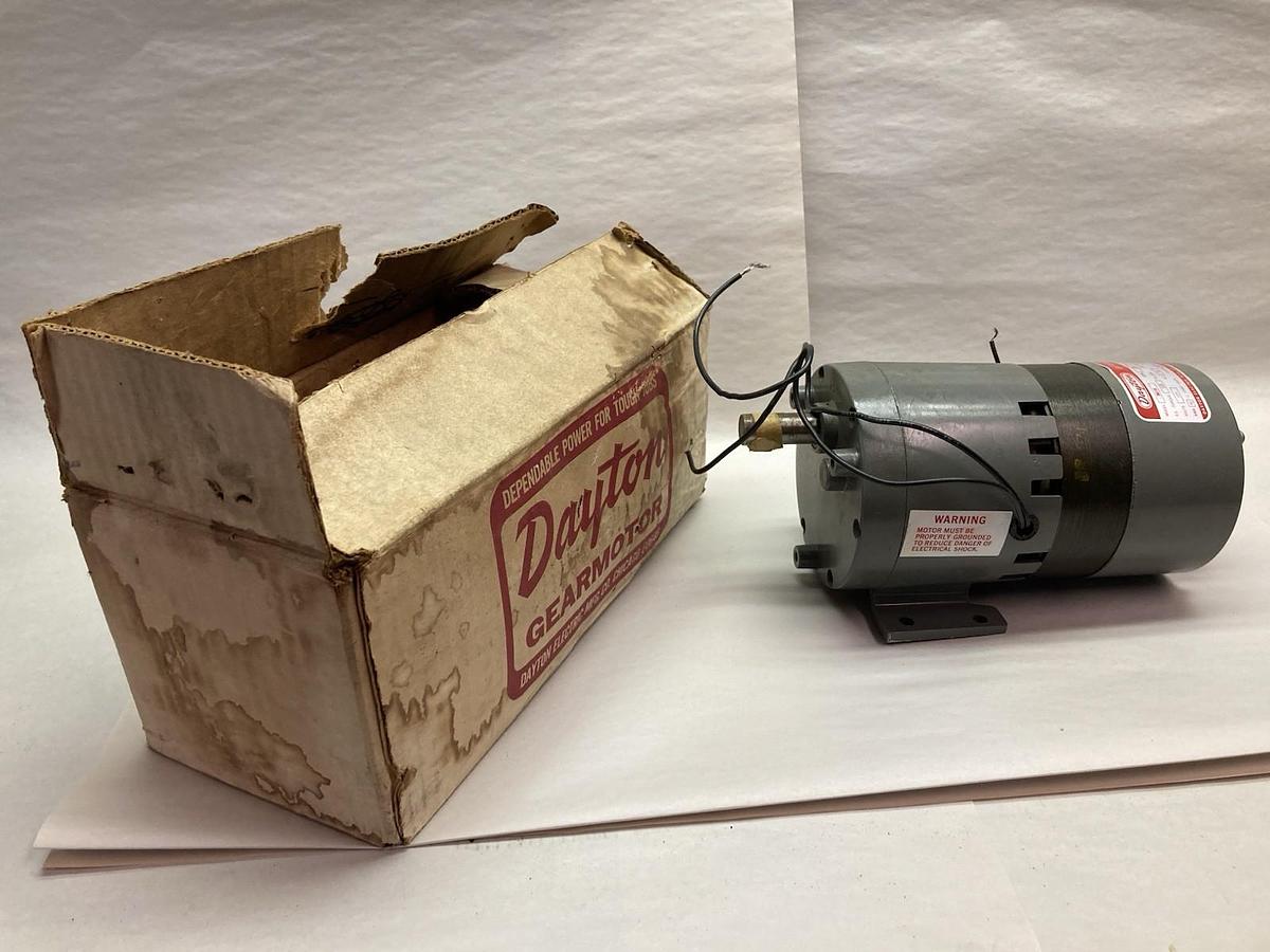 Dayton,Model 3M158,Shaded Pole Motor 115V 30rpm 60Hz 1/10Hp 3.6A