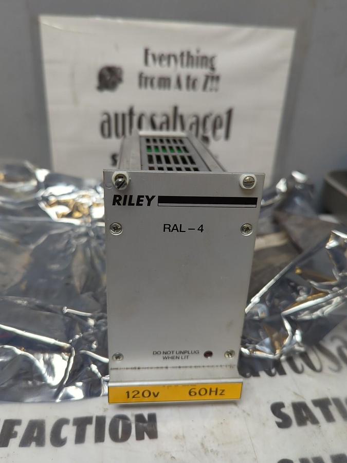 RILEY,RAL-4,FOUR CHANNEL VIBRATOR CONTROLLER 120V/60HZ NOS