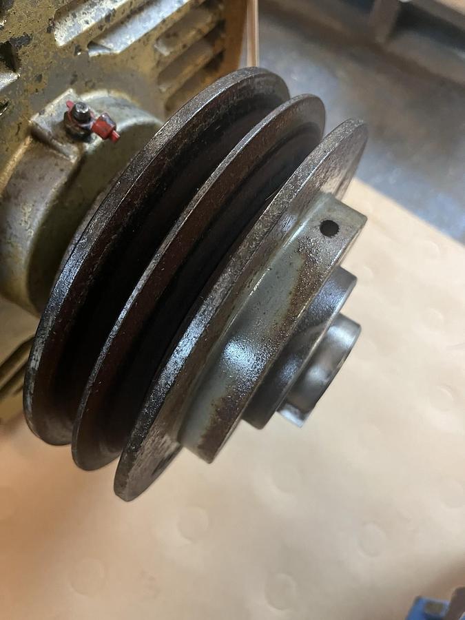 Used BALDOR,EM2535T,ELECTRIC MOTOR 30HP 1770RPM 3PH 286T W JVS ADJ SHEAVE