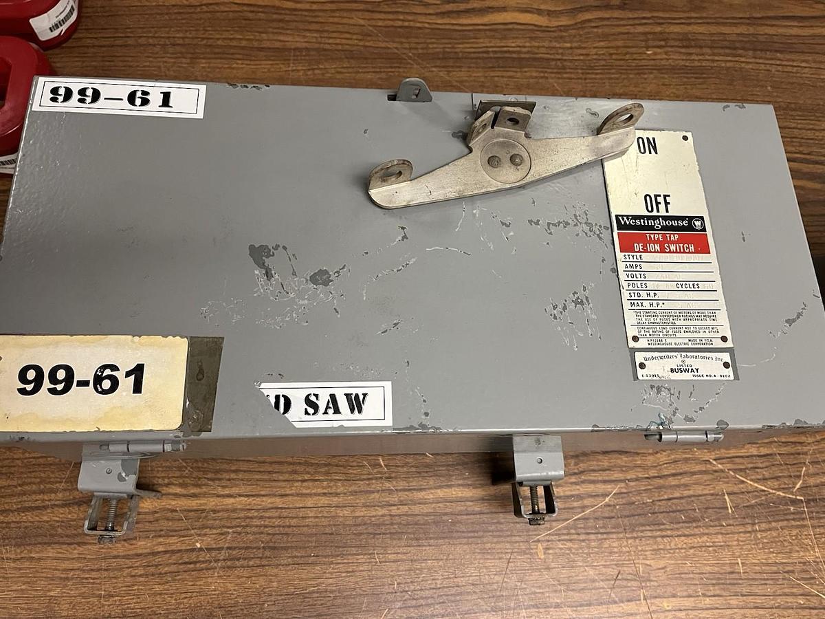 Used Westinghouse,456D-905-G07,TAP DE-ION BUSWAY BUS PLUG 60A 240V 3PH