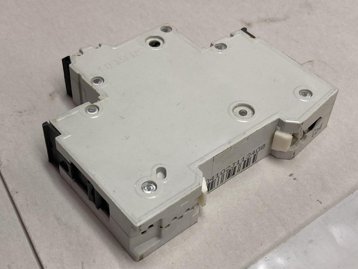 Used Siemens,5SY4104-7,1-Pole Circuit Breaker 230/400V 35kA LOT OF 2