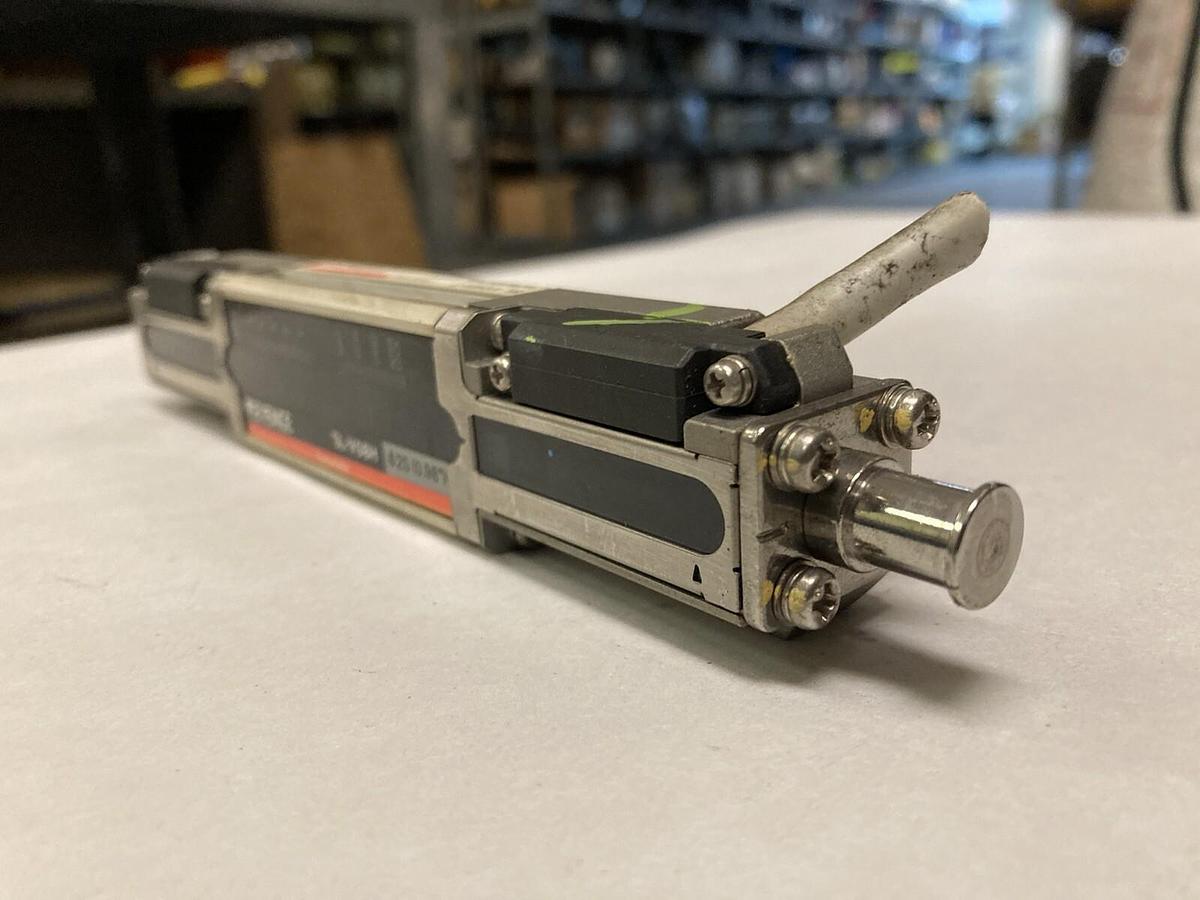 Used Keyence,SL-V08H-T,Light Curtain Transmitter  24v-dc