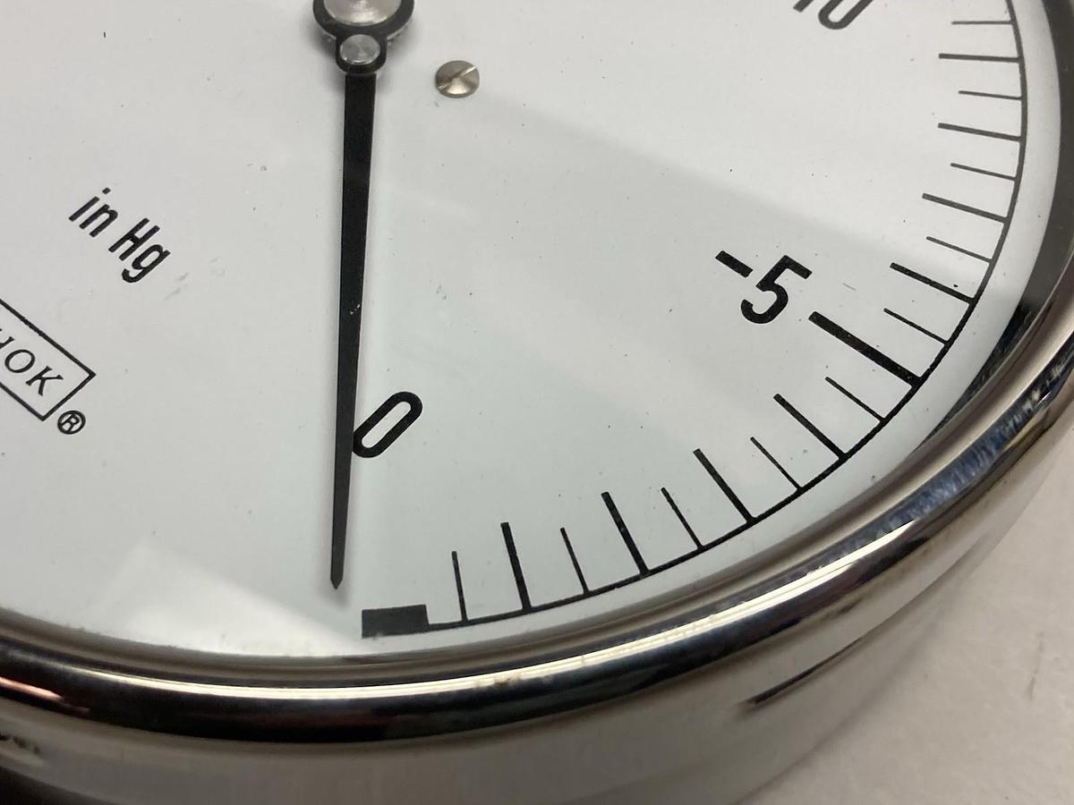 Used Noshok,316 SS,Tube and Socket Pressure Gauge -30-0 Hg