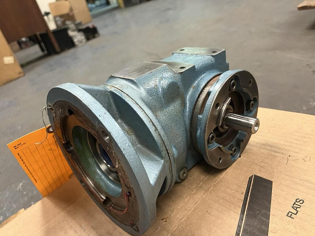 Used RADICON,RATIO 44.13,GEAR SPEED REDUCER IN 1/2HP shaft 3/4in input 5/8in