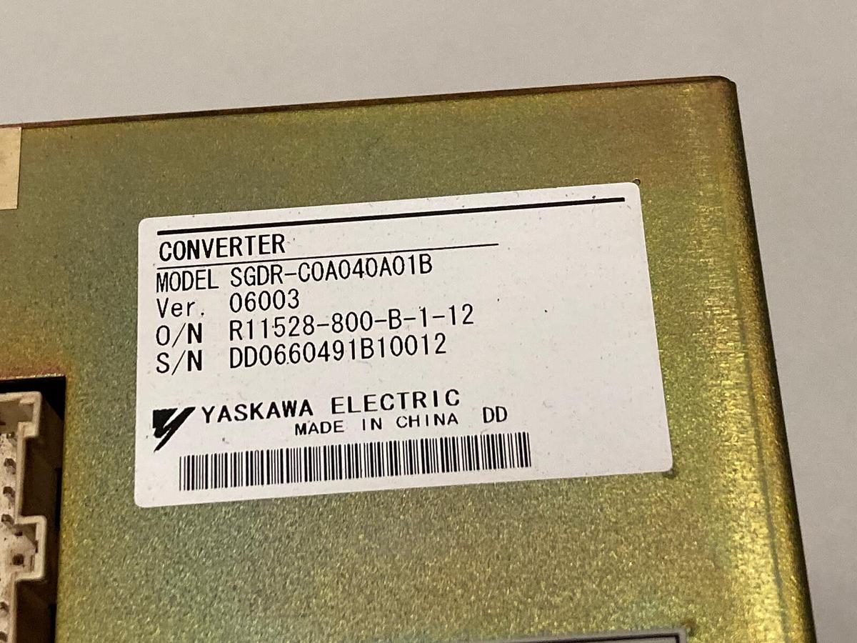Used Yaskawa Electric,SGDR-C0A040A01B,Servopack Converter