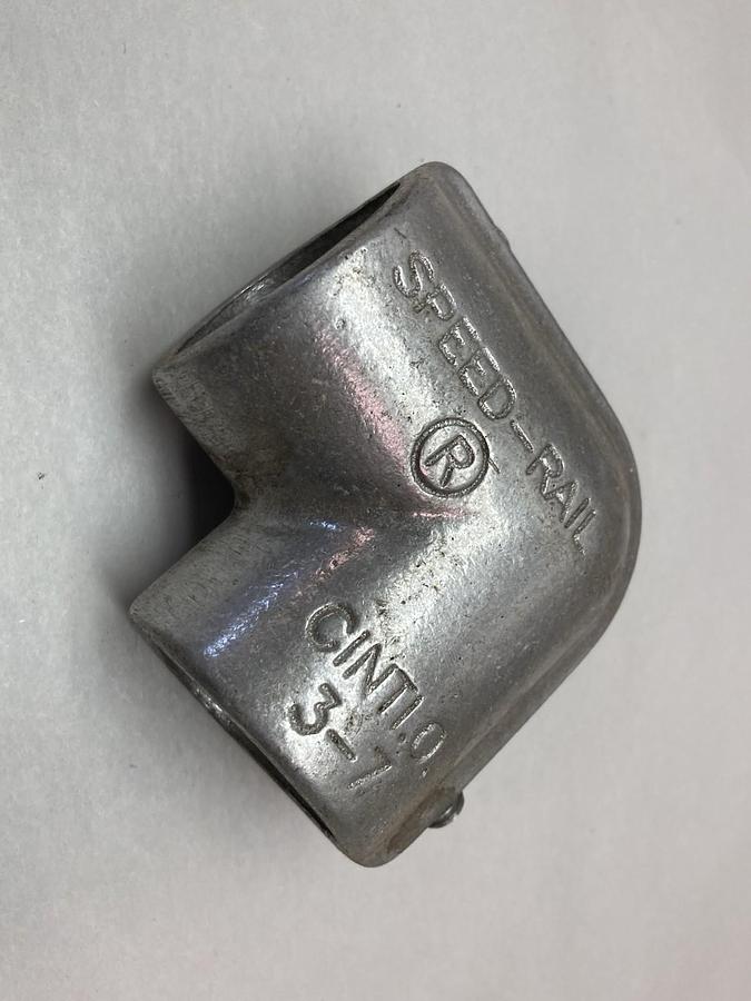 Used Hollaender,3-7,Speed-Rail Cross Elbow 1-1/4 Inch