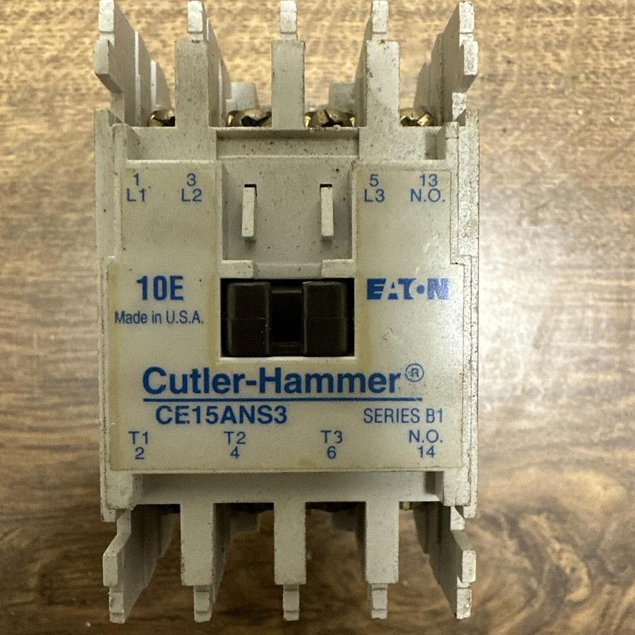 Used Cutler-Hammer,CE15ANS3,Contactor With 120 Volt Coil