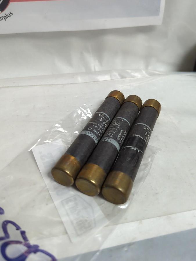 Used CEFCO,CRS 2,TIME-DELAY 2 AMP FUSE LOT OF 3 PRE-OWNED