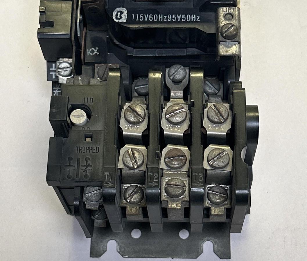 Used GENERAL ELECTRIC,CR306C0,MOTOR STARTER SIZE 1 27A 600V