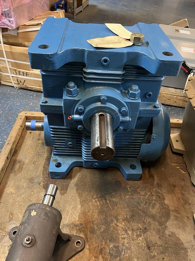 DELROYD,SIZE E-70,SINGLE WORM GEAR REDUCER RATIO 40